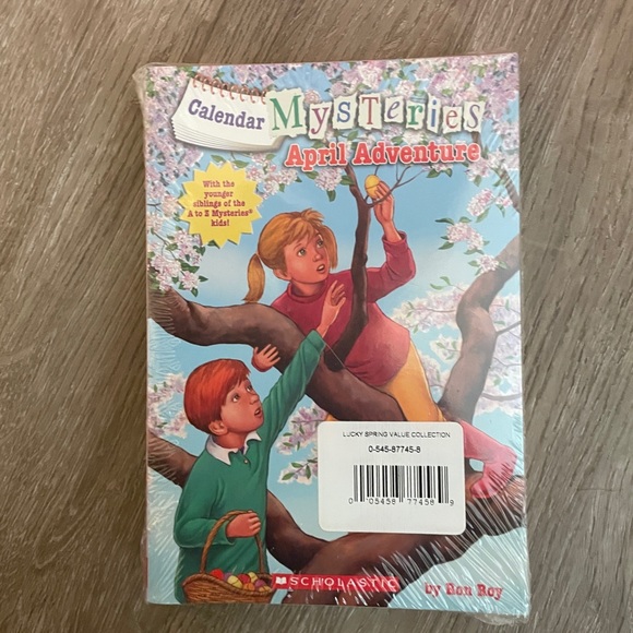 🌟BRAND NEW🌟- 5 Pack of Novels - Picture 2 of 5